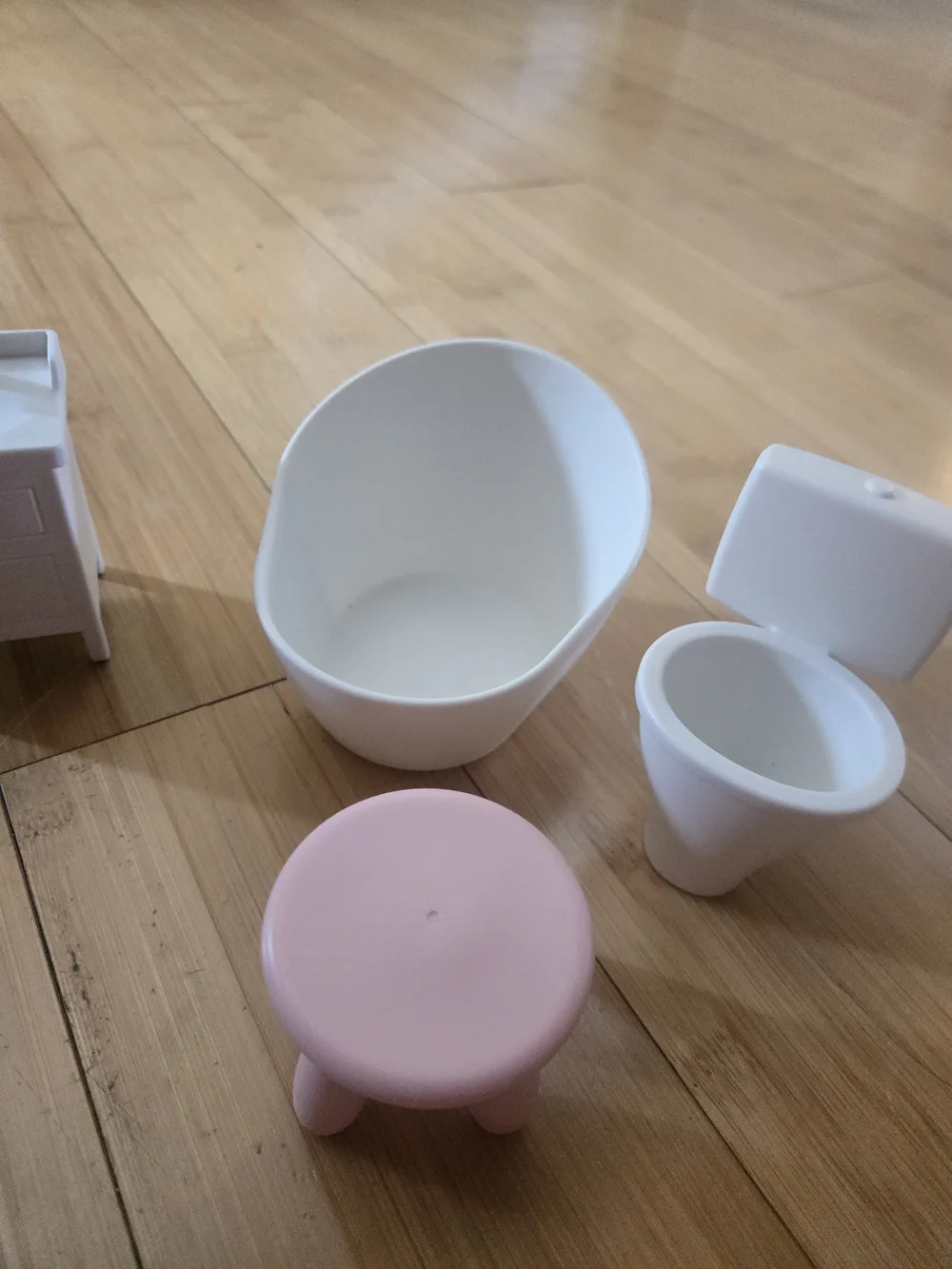 Assorrted Dollhouse Furniture Kitchen Bathroom Living Room Colorful Collectable